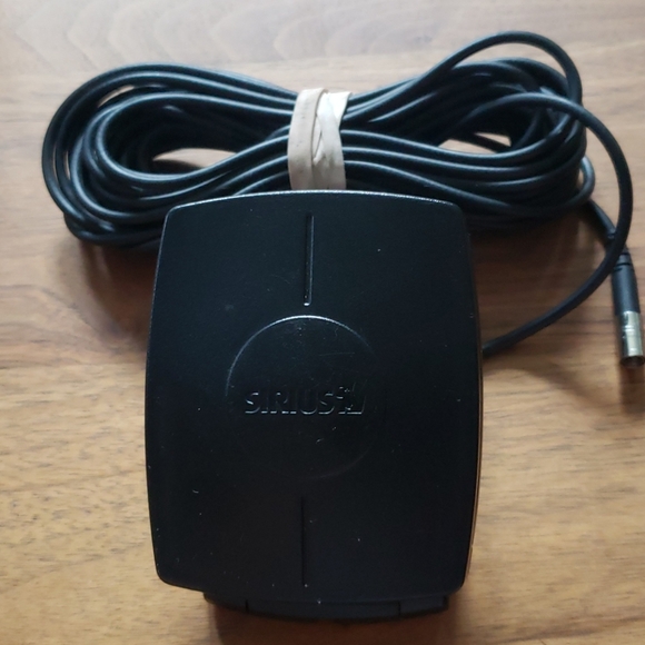 SIRIUS SATALITE RADIO - Picture 5 of 7